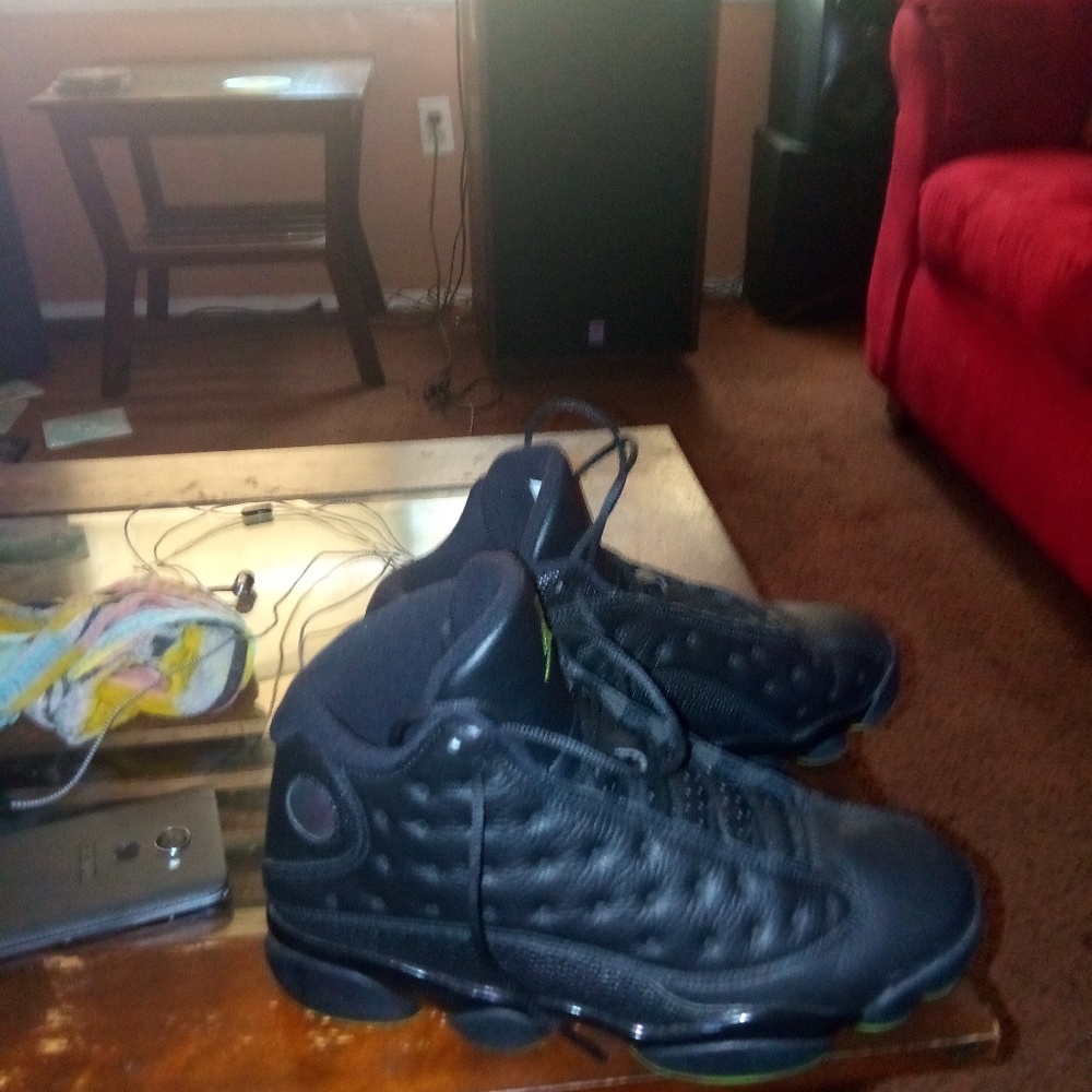 Men Jordan 13